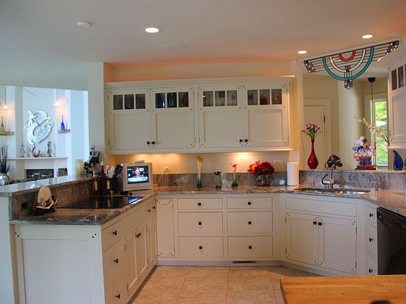 2nd image of 119 Emerald Point Ln