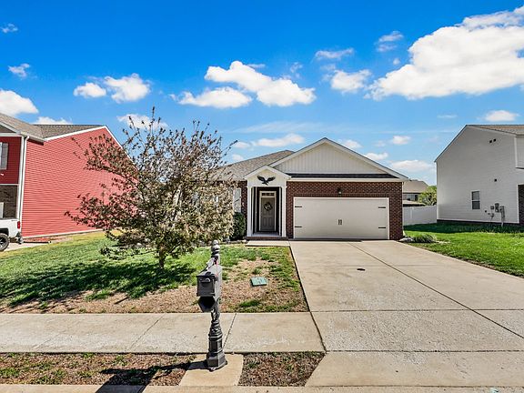 2nd image of 257 Autumn Terrace Ln
