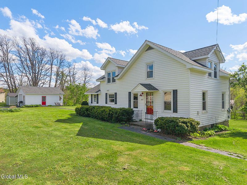 2nd image of 607 Youngs Corners Road
