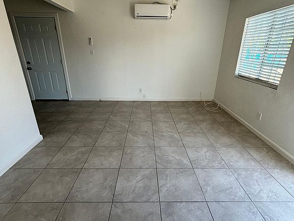 5th image of 52280 Calle Techa #2