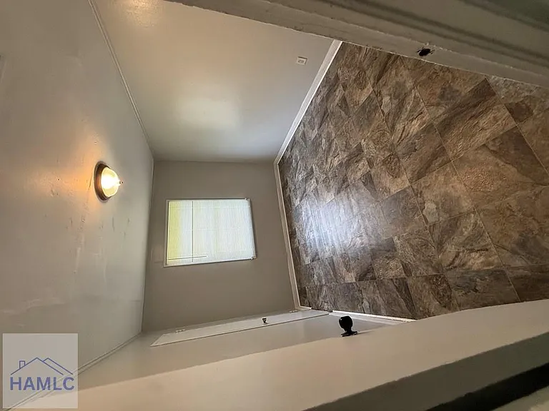 348 S Bamboo St — Photo 8