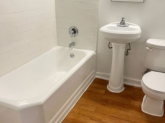 4th image of 5700 W Washington Blvd #8G