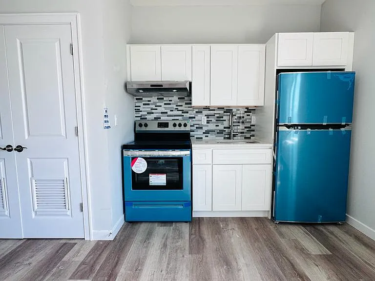 65 Auburn St #3 — Photo 2