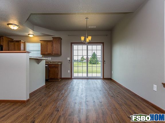 4th image of 1825 Jonathan St