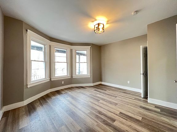 2nd image of 109 Virginia Ave #1A