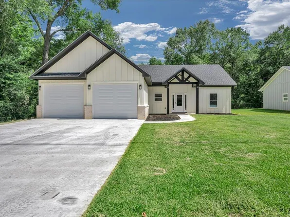 2608 Moffett Rd, Lufkin, TX 75901