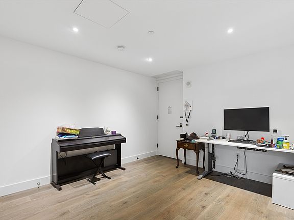 3rd image of 10 Nevins St #8L