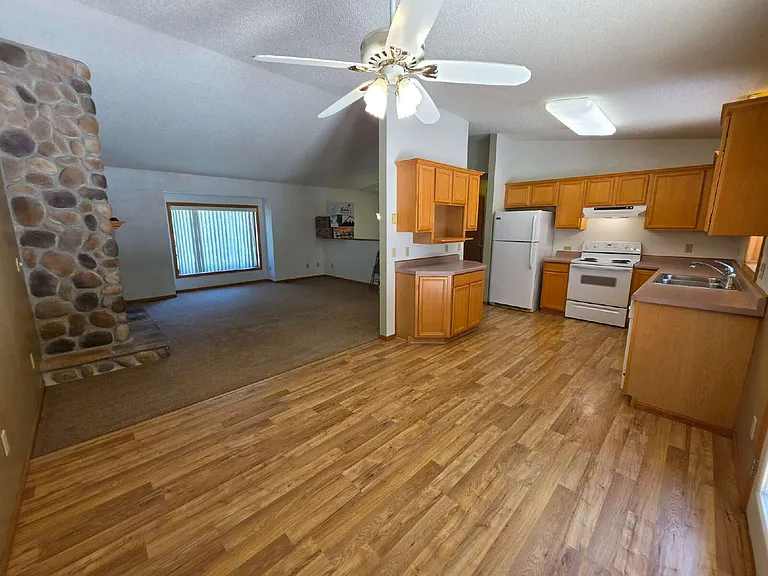 E11975 E Robin Rd — Photo 20