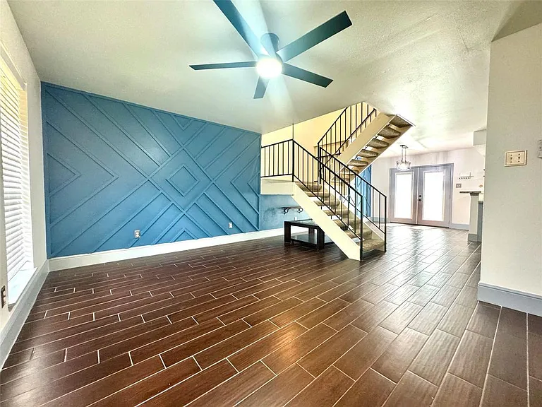 10010 Knoboak Dr — Photo 9