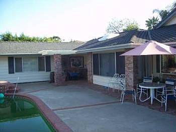 1st image of 405 Sunrise Dr E