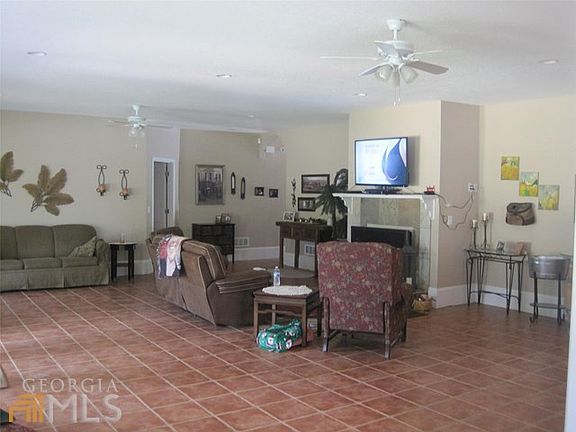 3rd image of 8369 Ga Hwy 120