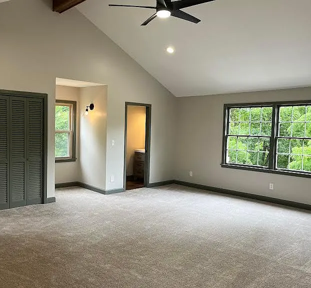 409 Barbara Dr — Photo 32