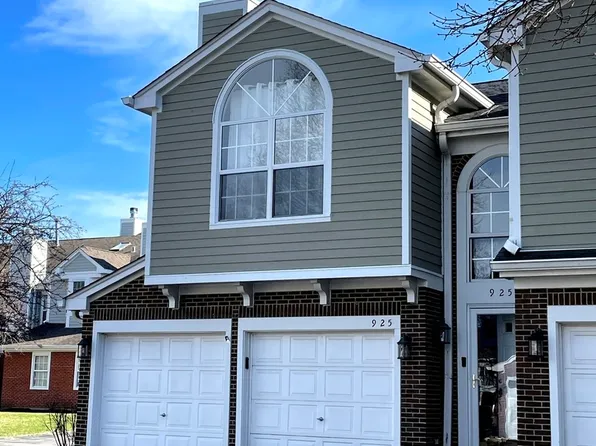 925 Ann Arbor Ln, Vernon Hills, IL 60061