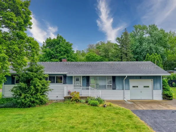 112 Barden St, Castalia, OH 44824