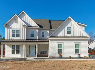 123 Camden Trl, Hampstead, NC 28443