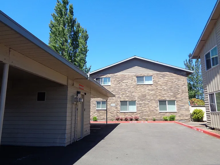 ES2275 -Eagle Rock Apartments — Photo 48