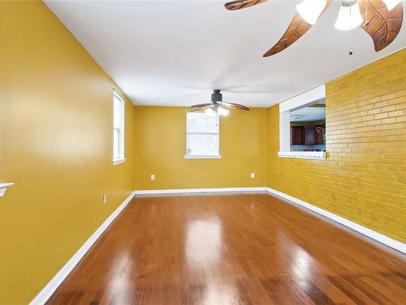 3rd image of 10114 Dreux Ave