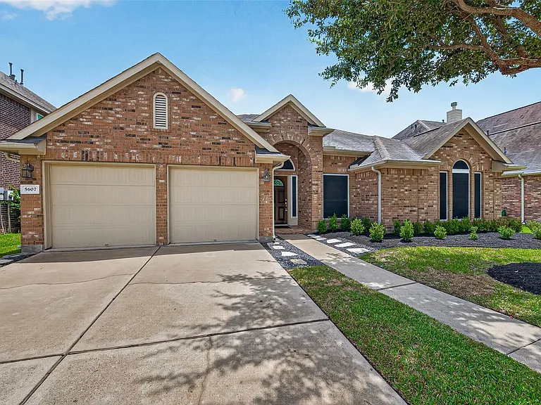 5607 Granite Falls Ln — Photo 3