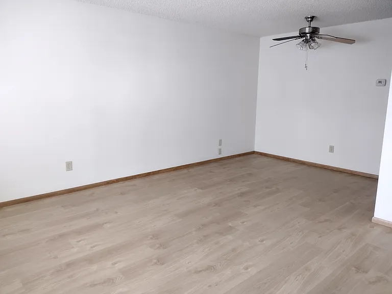 11025 SE Holgate Blvd #2 — Photo 2