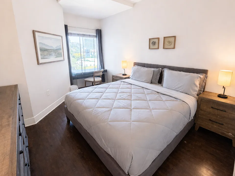 10740 Wilshire Blvd #609