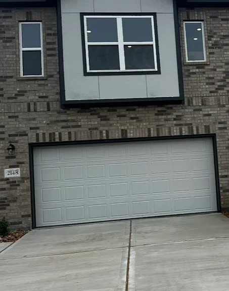 2148 Salinas Dr — Photo 1