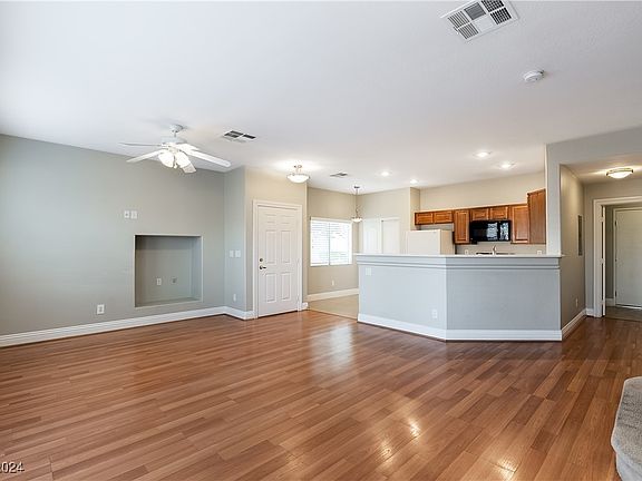 4th image of 6713 Lookout Lodge Ln Unit 2