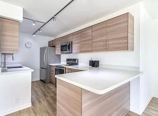 720 Bayshore Dr #403 — Photo 4