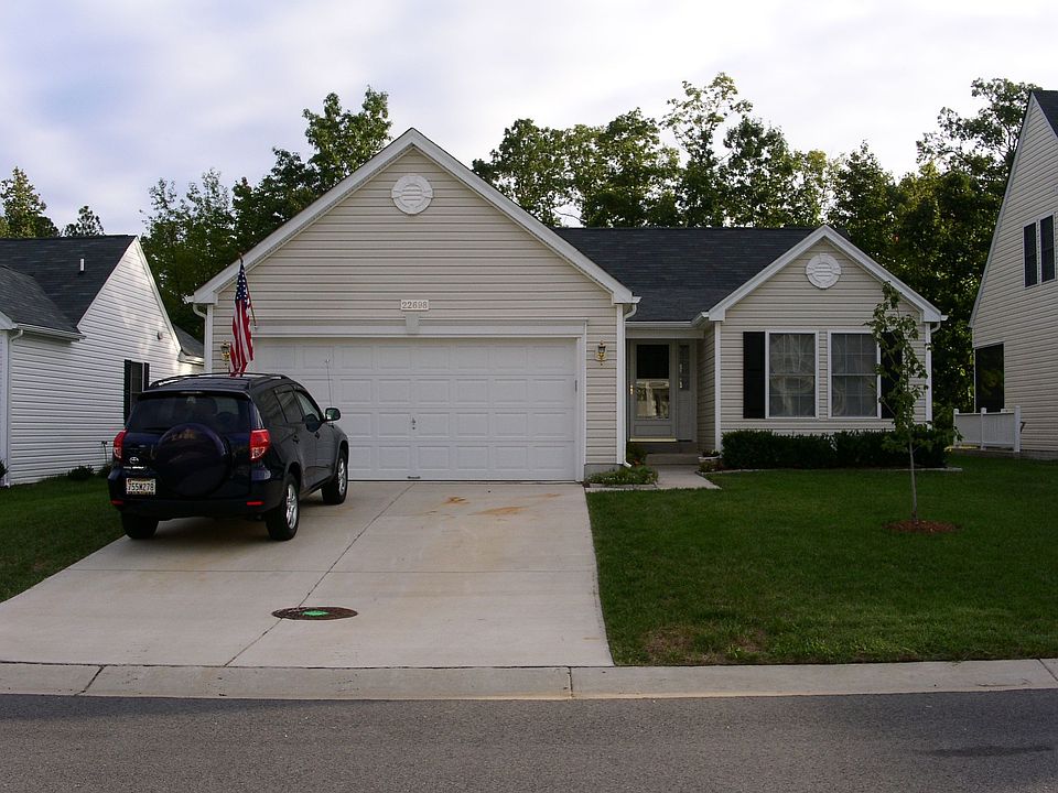 1st image of 22698 Athlone Dr
