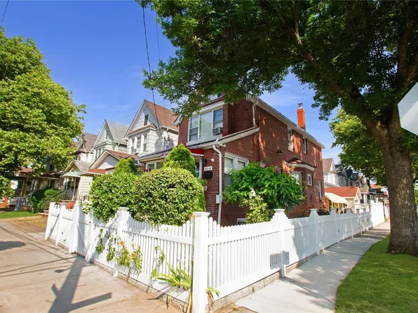 122-19 Linden Boulevard, South Ozone Park, NY 11420