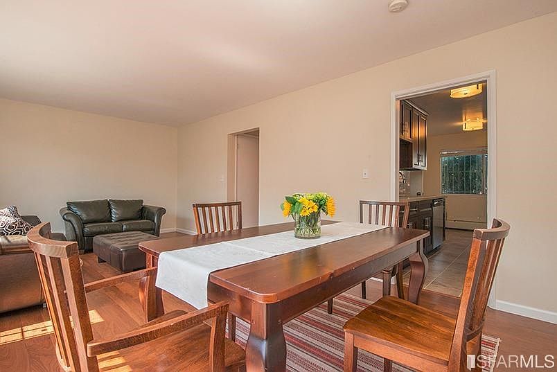 1st image of 122 Dolphin Ct