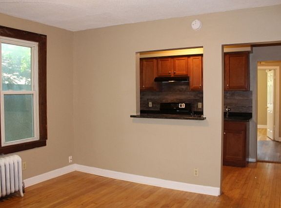 2nd image of 1530 Concordia Ave APT 2