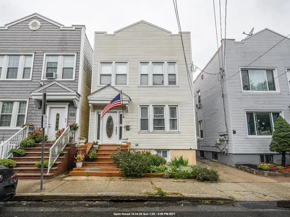 119 Collard Street image 1 of 44