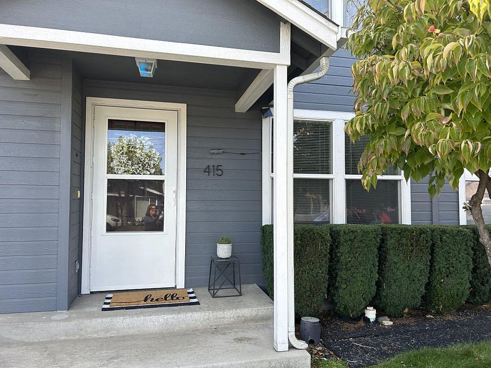 1st image of 415 N 10th St