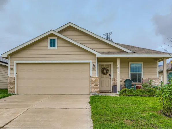 9263 Summerlee St, Dallas, TX 75227