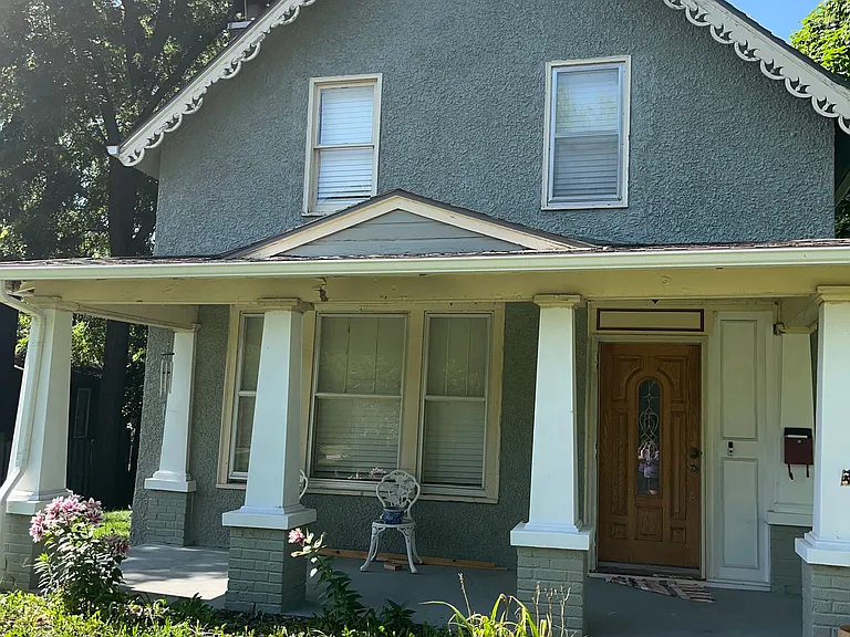 812 Cedar St — Photo 11