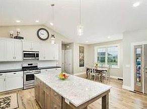 3rd image of 4117 Ashford Pl