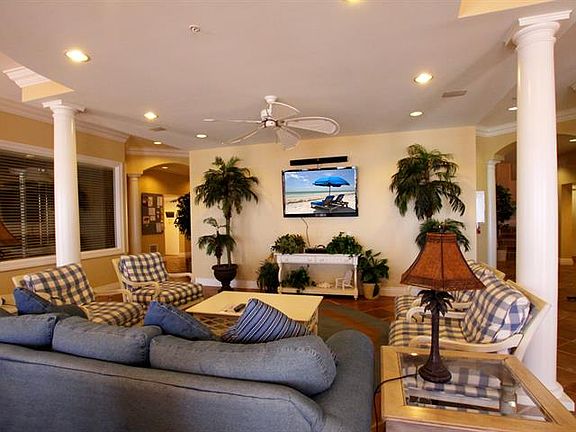 Resort-style amenities!
