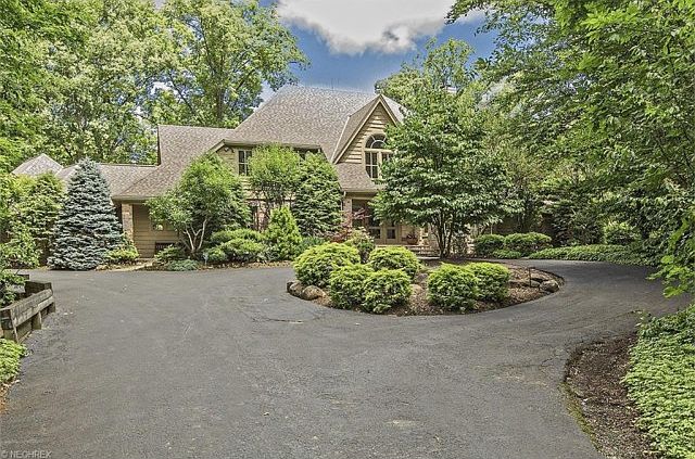 1st image of 60 Quail Hollow Dr