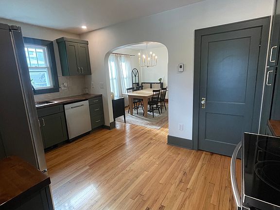 4th image of 206 Palmer Ave