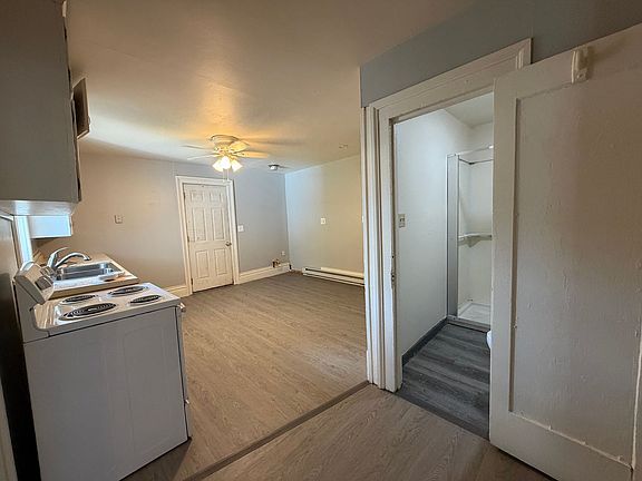 3rd image of 317 Fillmore St