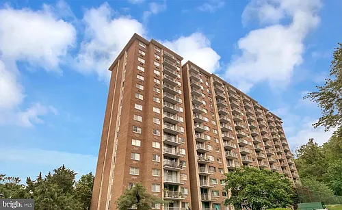 2059 Huntington Ave Photo 1