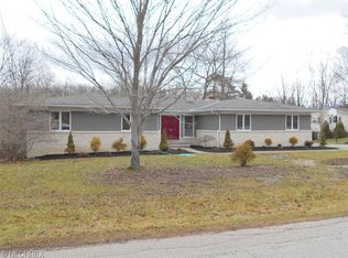 3631 Fox Run Dr, Ashtabula, OH 44004