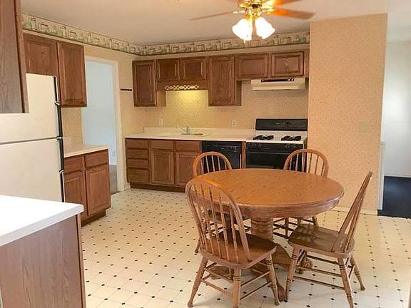 5th image of 600 Newberry Dr