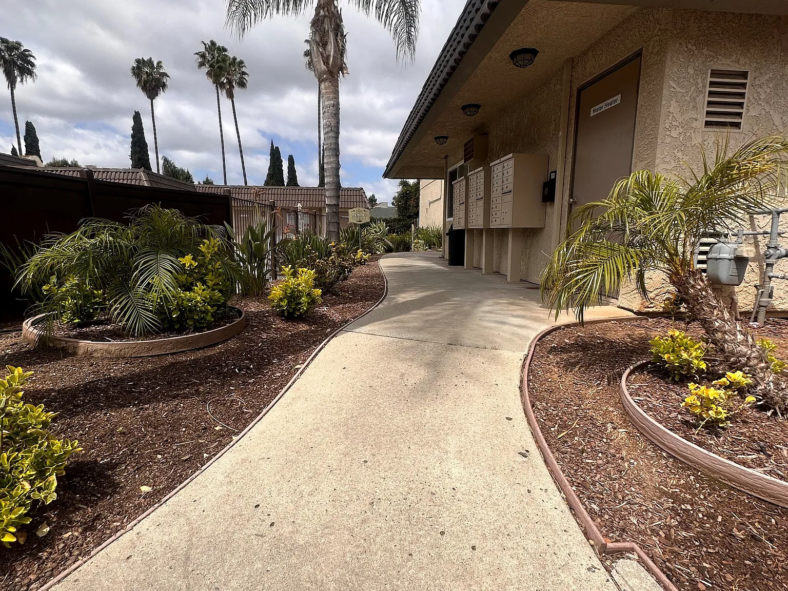 The Meadowlark Apartments — Photo 3