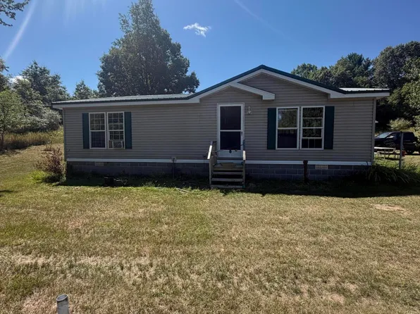 1887 E Fish Rd, Shelby, MI 49455
