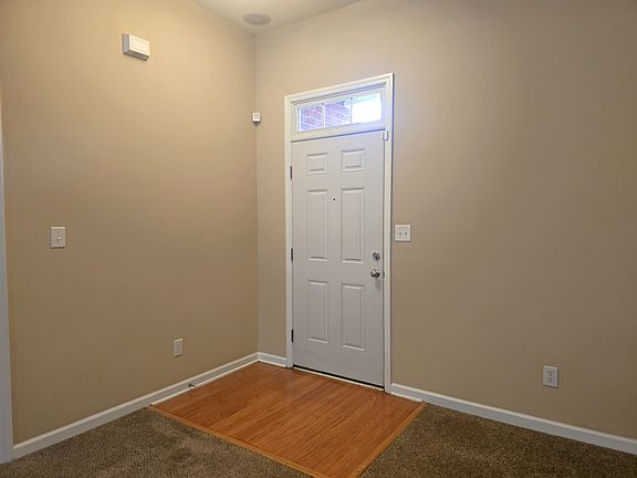 3rd image of 2918 Carey Ct #1
