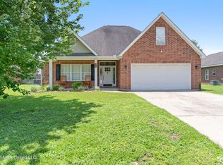 2508 Rue Beaux Chenes, Ocean Springs, MS 39564