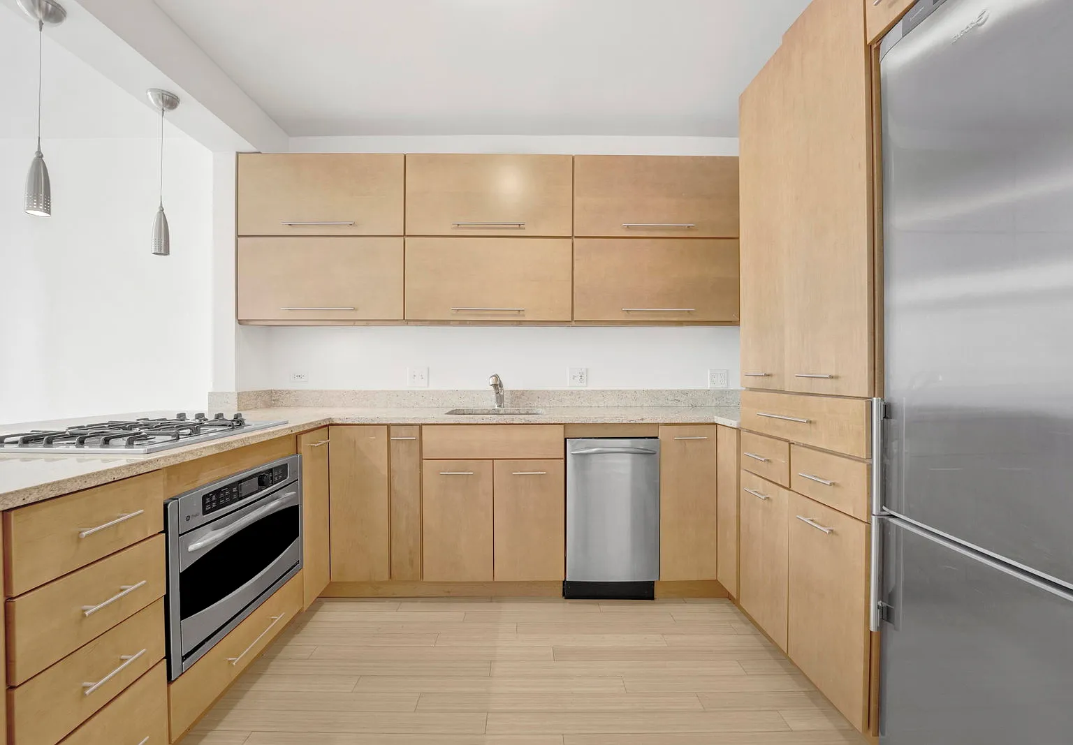 1 bed, 1.5 bath, 760 sqft, $3,000 — Photo 4