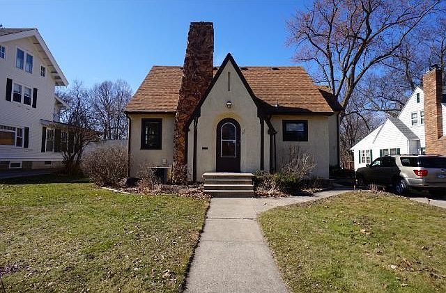 1st image of 319 Manitou St