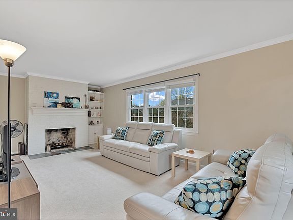 3rd image of 10545 Assembly Dr